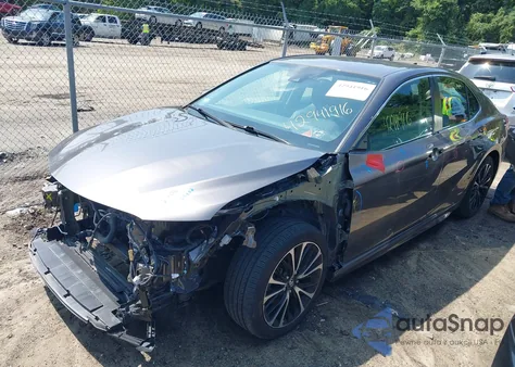 2020 Toyota Camry Se z USA, uszkodzony, nr VIN 4T1G11AK0LU932886